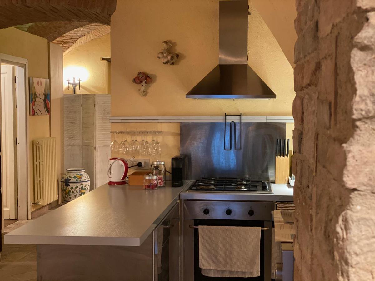 Da Patou Apartment Todi Luaran gambar