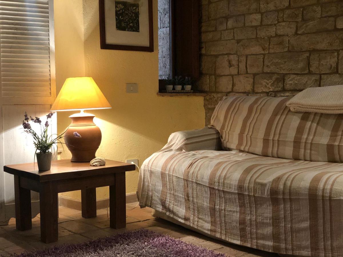 Da Patou Apartment Todi Luaran gambar